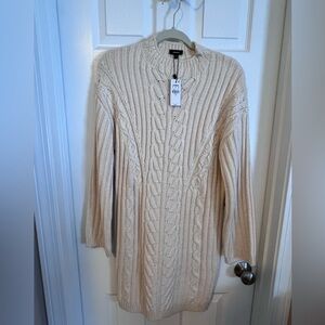 Express Women's Beige Cable Knit Sweater